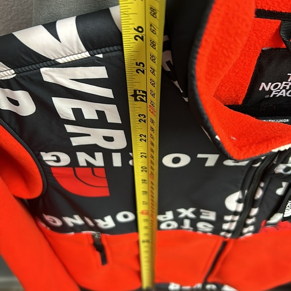 TNF Snow Jacket XL (youth) Denali Red (18/20) - Picture 6 of 6